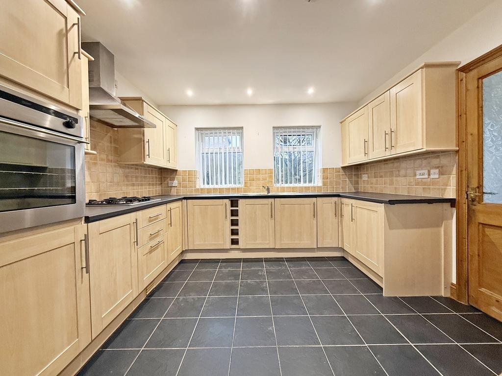 Open Plan Lounge/Kitchen