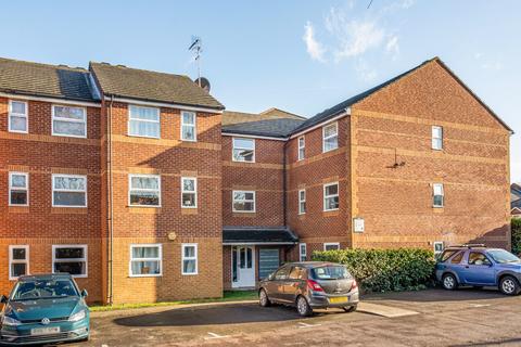 Molyneux Drive, Tooting, London, SW17