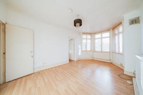 1 bedroom flat for sale, Hoveden Road, NW2