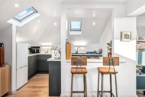 2 bedroom apartment for sale, Ethelden Road, Shepherds Bush, London, W12