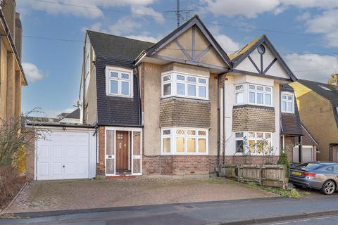undefined, Cross Way, Harpenden
