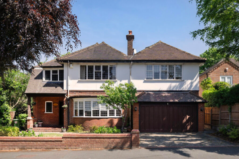 5 bedroom detached house for sale, Woodlands Road,Bushey,WD23 2LR