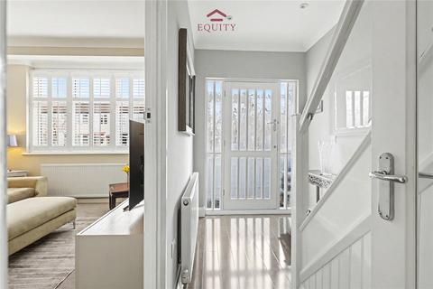 undefined, Carnarvon Avenue, Enfield, EN1