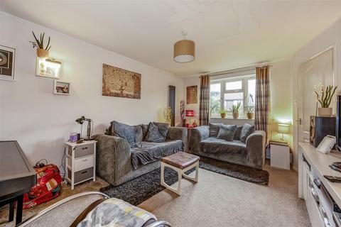 undefined, Godwin Crescent, Clanfield