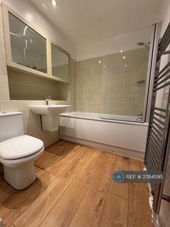 2 bedroom flat to rent, Beckenham Court, Beckenham, BR3