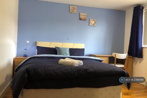 1 bedroom in a house share to rent, Kelsey Crescent, Cambridge, CB1