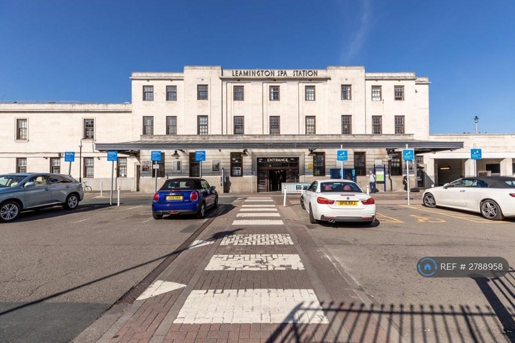Leamington Station