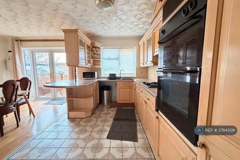 undefined, Clevedon Gardens, Hounslow, TW5