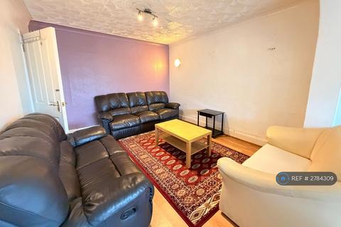 undefined, Clevedon Gardens, Hounslow, TW5