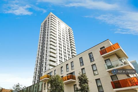 undefined, Commercial Street, London, E1
