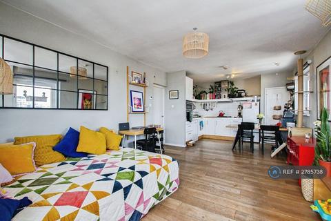 undefined, Commercial Street, London, E1