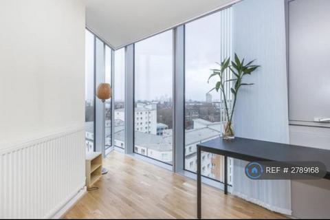 1 bedroom flat to rent, Harmony Place, London, SE8