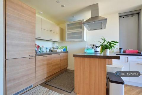 1 bedroom flat to rent, Harmony Place, London, SE8