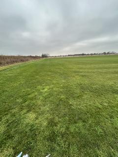 undefined, Lathom L40