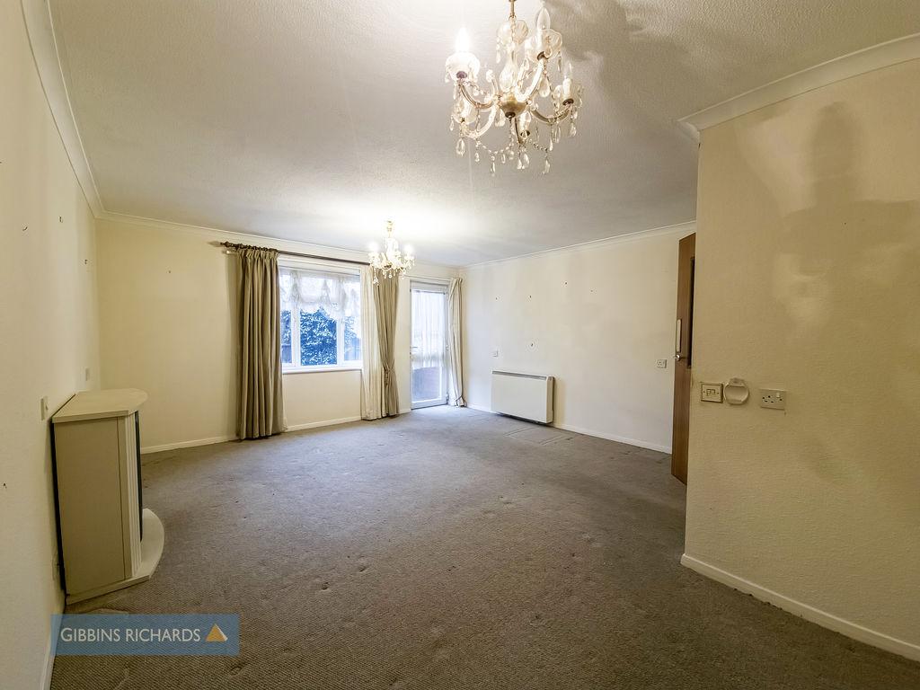 Sitting/Dining Room