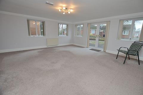 2 bedroom apartment for sale, 37a Chestnut House, Oaklands, Woodhall Spa