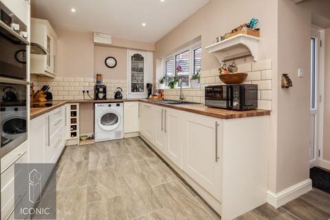 5 bedroom detached house for sale, Delane Road, Drayton, Norwich