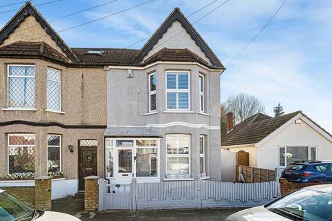 3 bedroom end of terrace house for sale, Days Lane, Sidcup