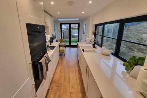 2 bedroom semi-detached house for sale, Church Path, Deal