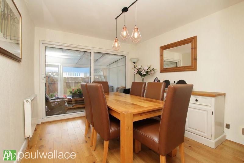 Bedroom / Dining...