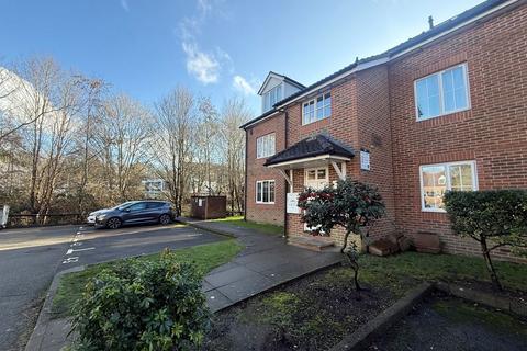 undefined, Aspen Vale, Whyteleafe