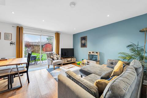 undefined, Jefferson Close, London W13