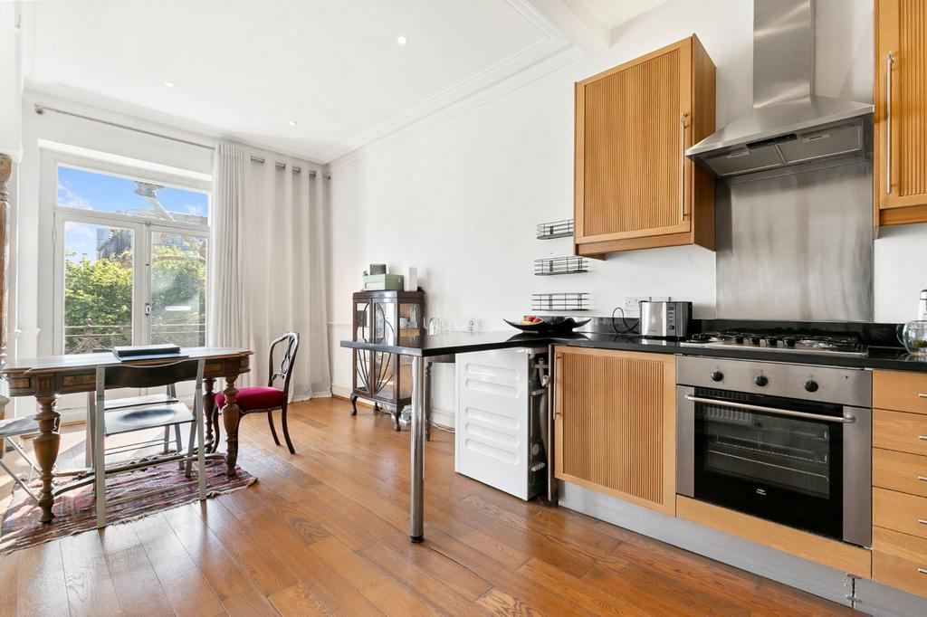 Kitchen/Dining