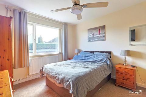 2 bedroom semi-detached bungalow for sale, LAKES ROAD BRIXHAM