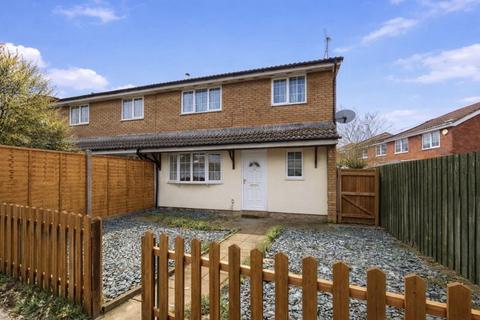 undefined, Cheslyn Close, Luton