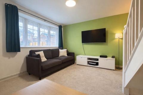 undefined, Cheslyn Close, Luton
