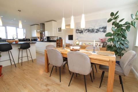3 bedroom end of terrace house for sale, Brookfield Walk, Clevedon