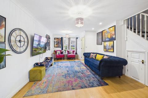 3 bedroom link detached house for sale, The Avenue, Chatham