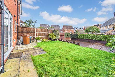 3 bedroom link detached house for sale, The Avenue, Chatham