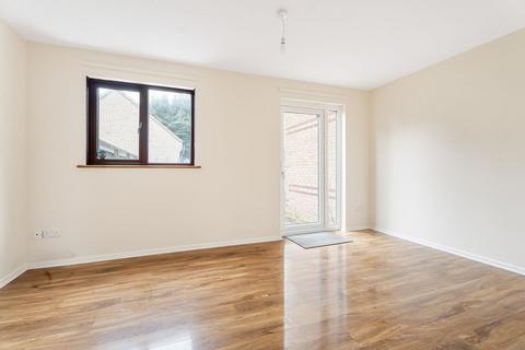 3 bedroom terraced house for sale, Milecastle, Milton Keynes