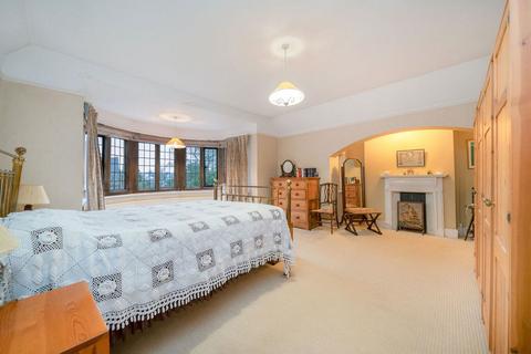 undefined, Mount Park Road, Harrow-on-theHill