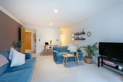 1 bedroom apartment for sale, Sanderstead Road, South Croydon