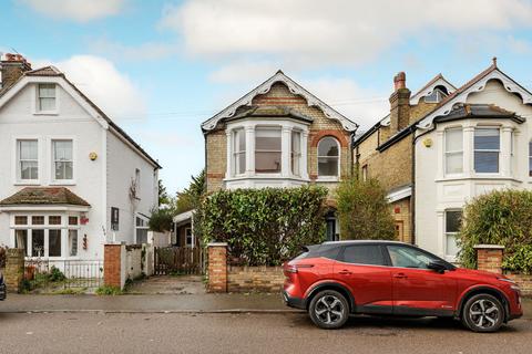 4 bedroom detached house for sale, Elm Road, New Malden, KT3