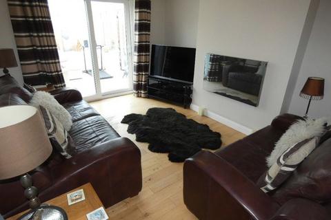 3 bedroom semi-detached house for sale, Askwith Road, Gloucester GL4