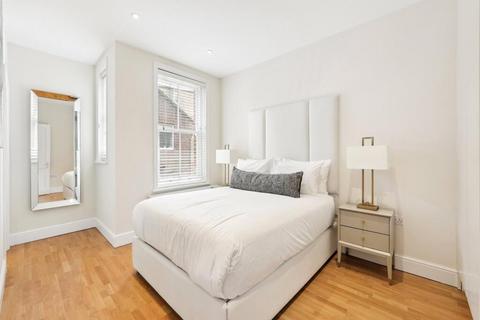 2 bedroom flat to rent, Netheravon Rd W7
