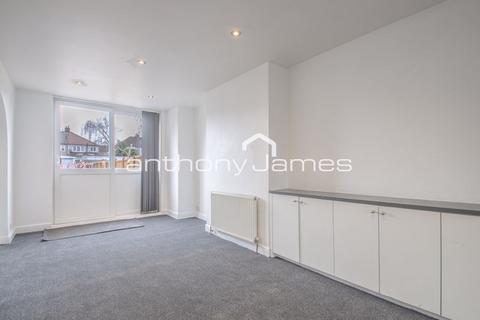 3 bedroom terraced house to rent, Cumberland Avenue, Welling DA16