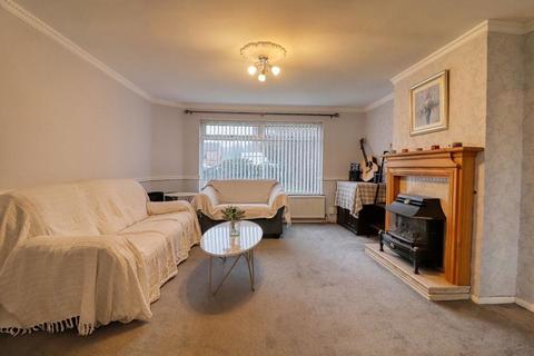 3 bedroom terraced house for sale, Coventry Close, Scunthorpe