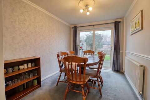 3 bedroom terraced house for sale, Coventry Close, Scunthorpe