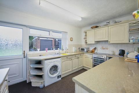 2 bedroom bungalow for sale, Sheldon Avenue, Wigan WN6