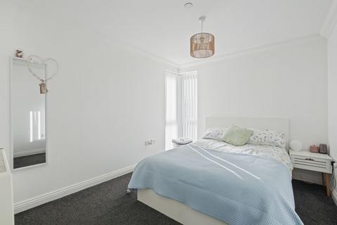 2 bedroom apartment for sale, 1a Layton Road, Poole BH12