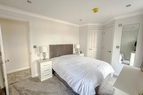 undefined, Weybridge Park Estate, Addlestone KT15