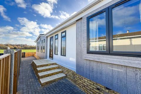undefined, Weybridge Park Estate, Addlestone KT15