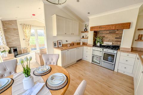 undefined, Weybridge Park Estate, Addlestone KT15