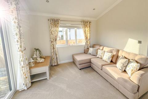 undefined, Weybridge Park Estate, Addlestone KT15