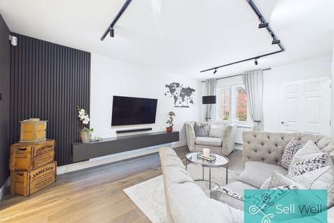 3 bedroom end of terrace house for sale, Horseley Avenue, Manchester M28