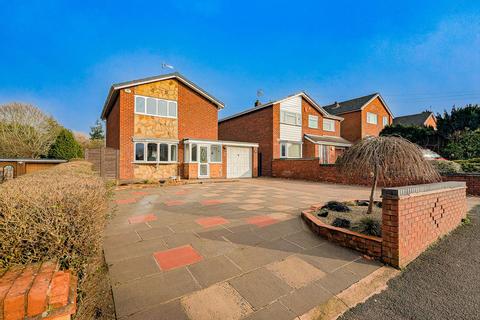 3 bedroom detached house for sale, Hill Street, Cannock WS12